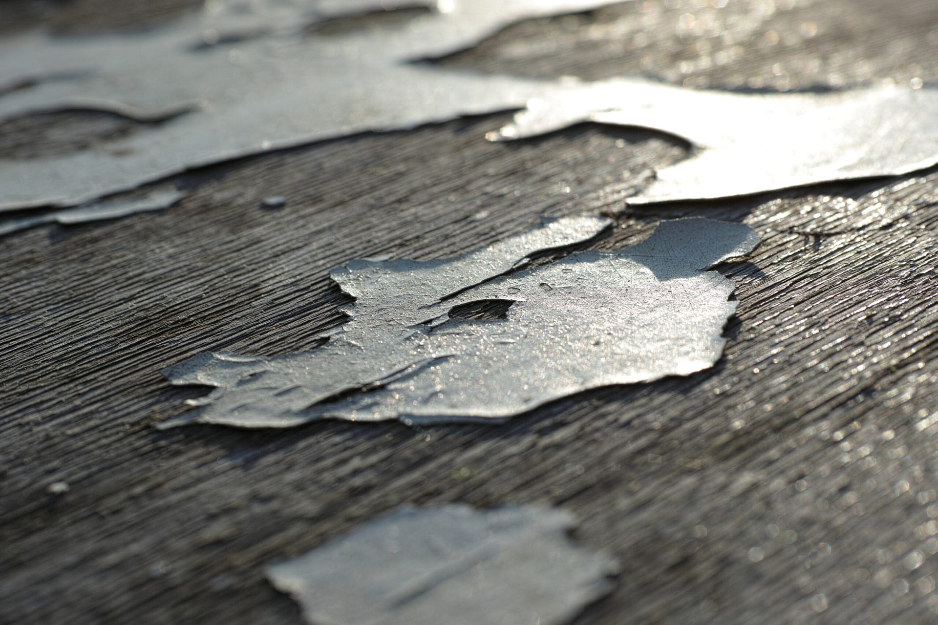 abstract Reliable 24/7 Home Roof Repair Services Near Me