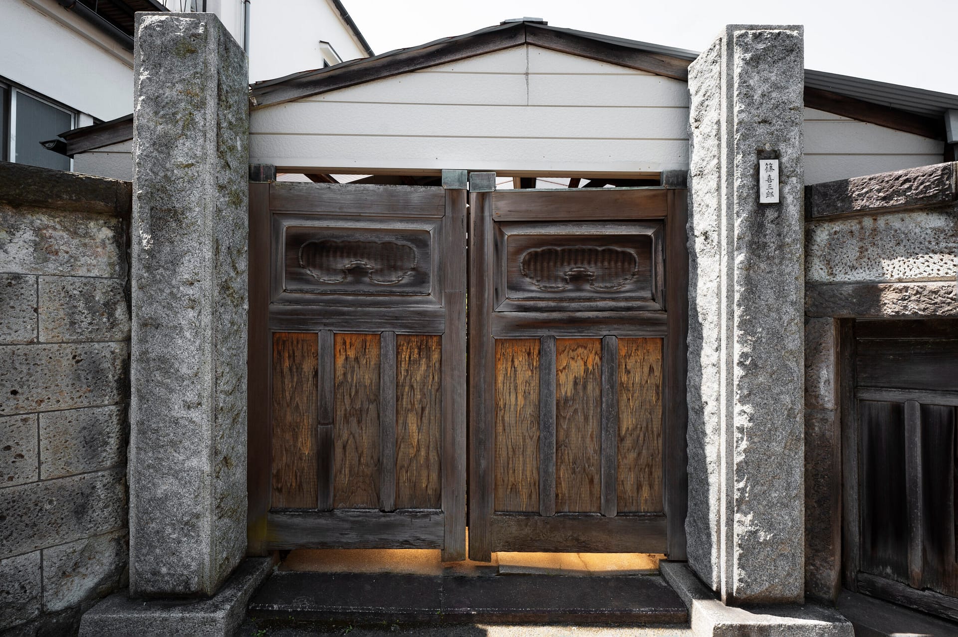 japanese-house-entrance Reliable 24/7 Home Garage Door Services Near Me